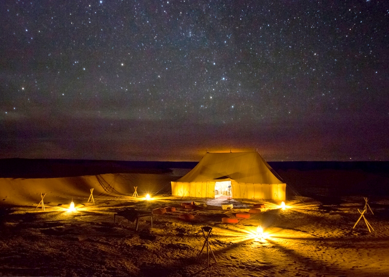 paseo en camellos noche en el desierto de merzouga